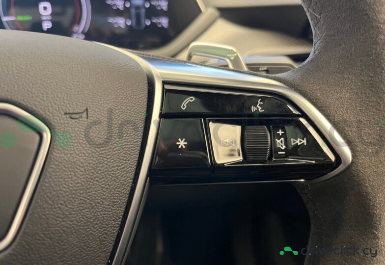 Audi e-tron GT Grey