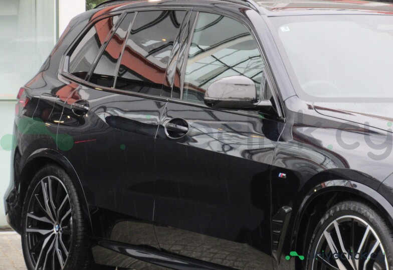 BMW X5 Черный