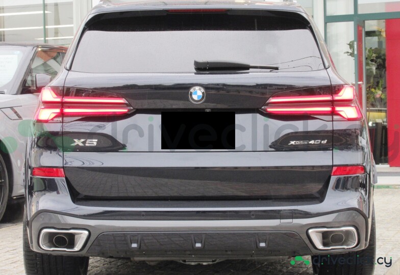 BMW X5 Черный