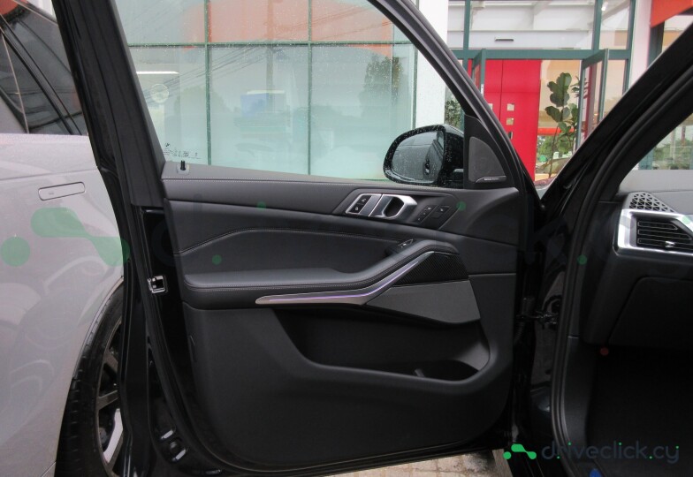 BMW X5 Черный