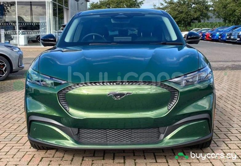 Ford Mustang Mach-E Зеленый
