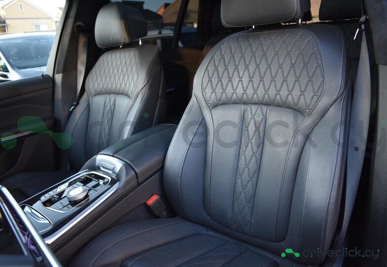 BMW X7 White