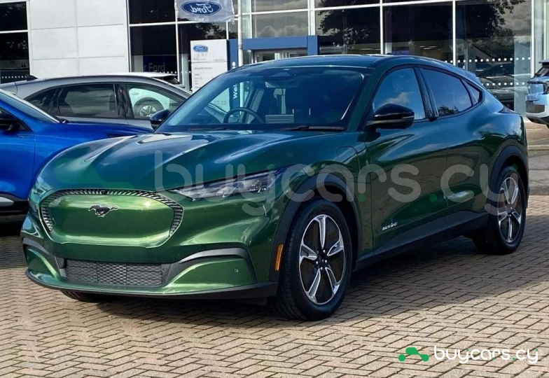Ford Mustang Mach-E Зеленый