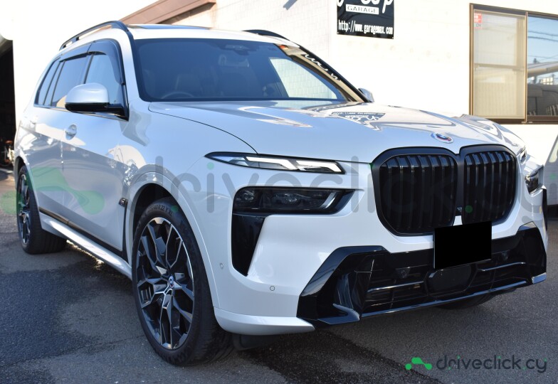 BMW X7 White