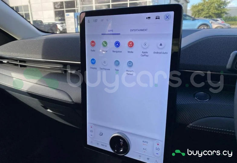 Ford Mustang Mach-E Зеленый