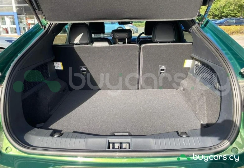 Ford Mustang Mach-E Зеленый