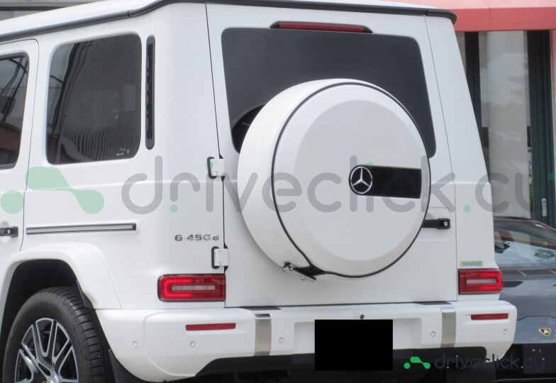 Mercedes G-class White