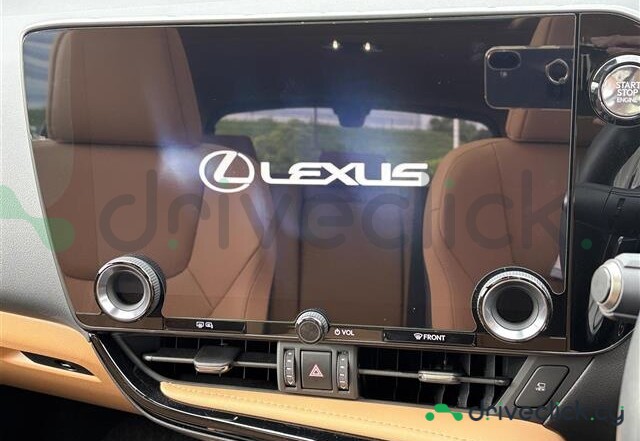 Lexus NX Белый