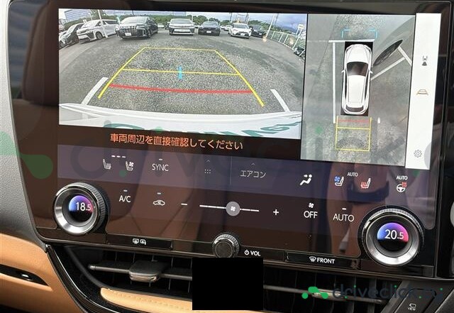 Lexus NX Белый