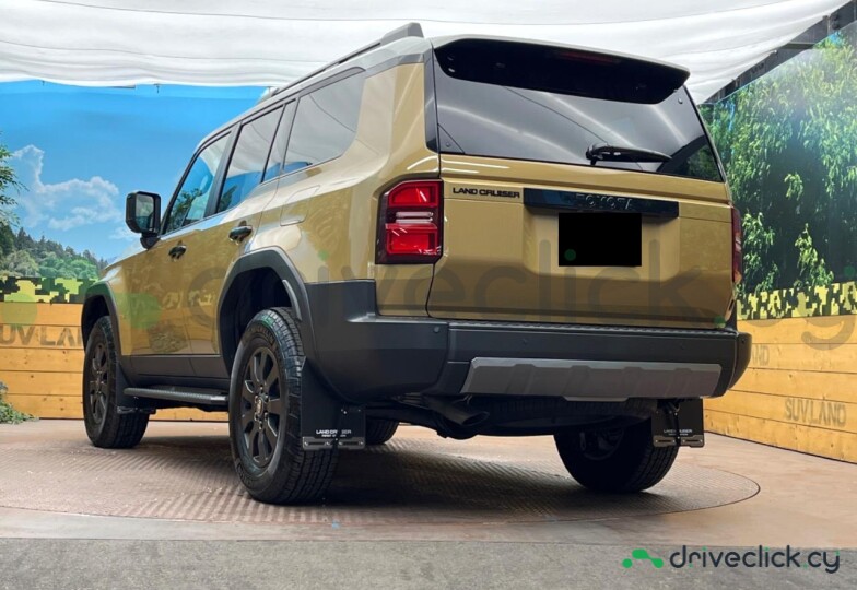 Toyota Land Cruiser 250 Gold
