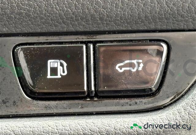 Lexus NX Белый