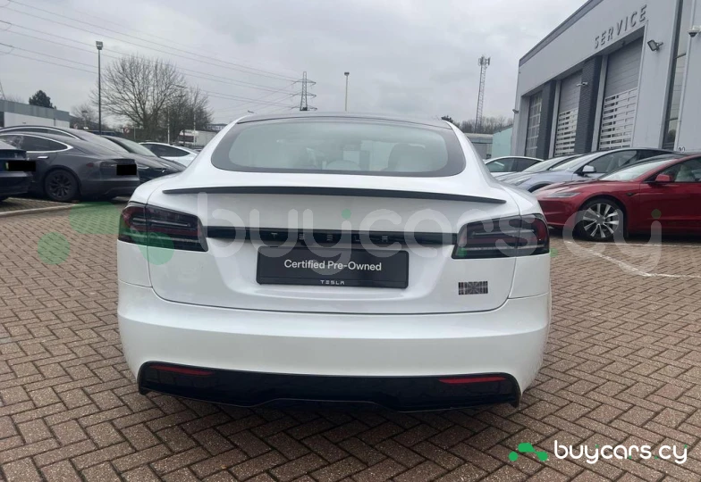 Tesla Model S Белый