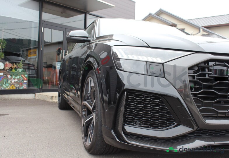 Audi RS Q8 Black