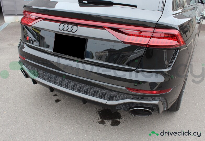 Audi RS Q8 Black