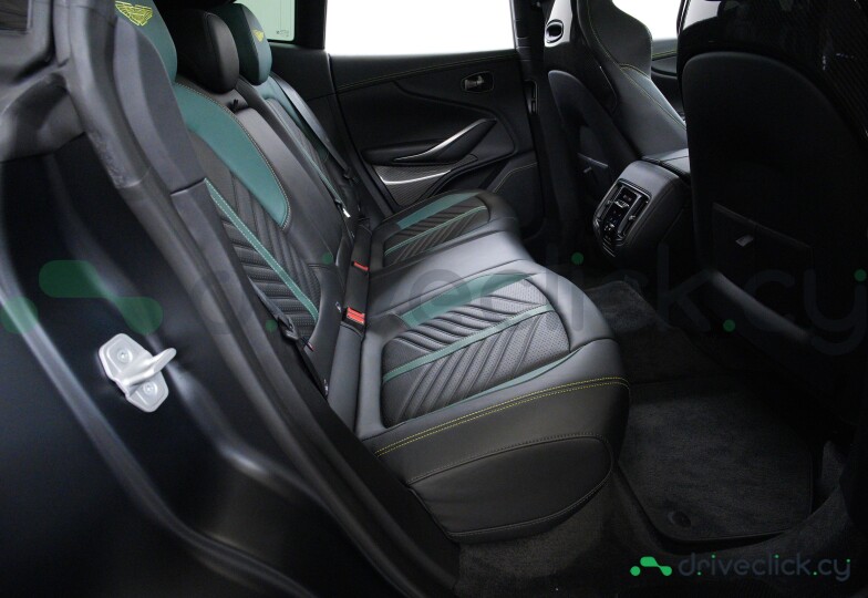 Aston Martin DBX Black