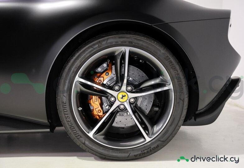 Ferrari 296 Black