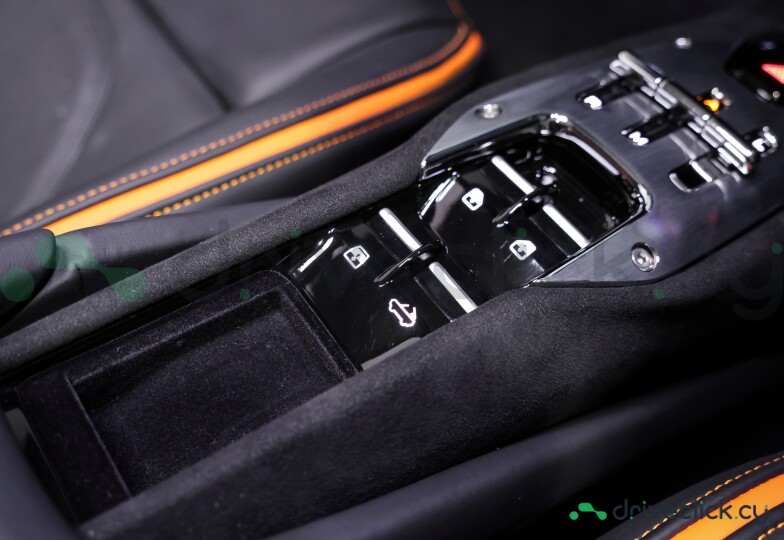 Ferrari 296 Black