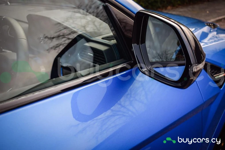 Lamborghini Urus Синий