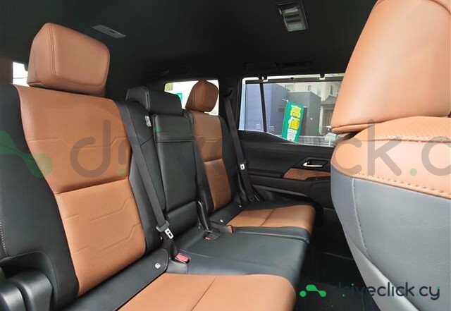 Lexus GX Белый
