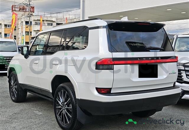 Lexus GX Белый