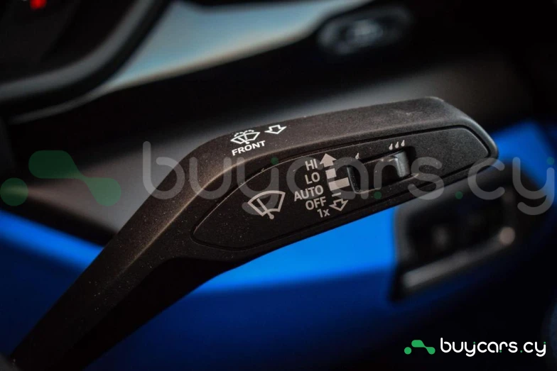 Lamborghini Urus Синий