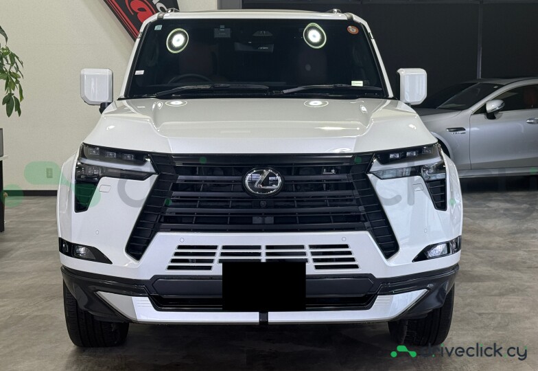 Lexus GX Белый