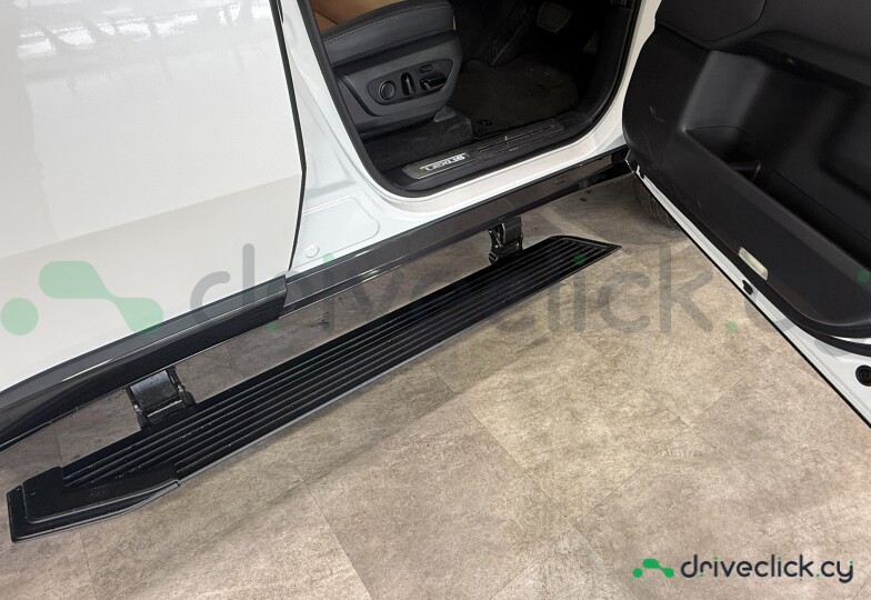 Lexus GX Белый