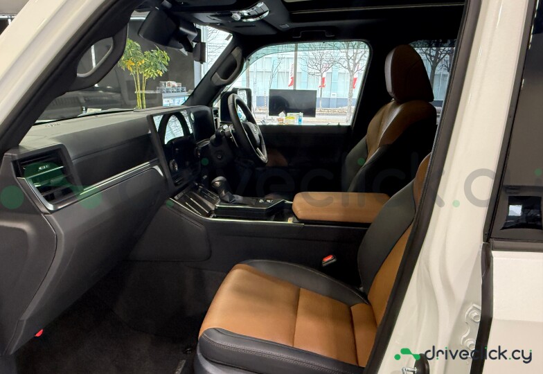 Lexus GX Белый