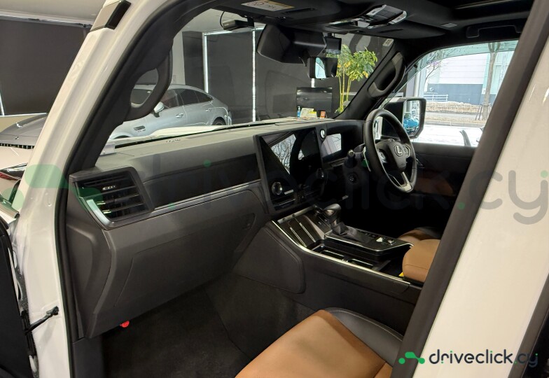Lexus GX Белый