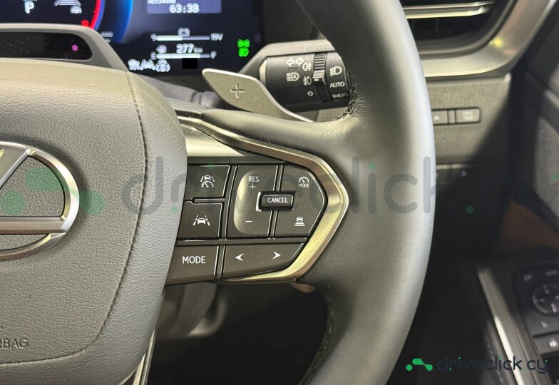 Lexus GX Белый