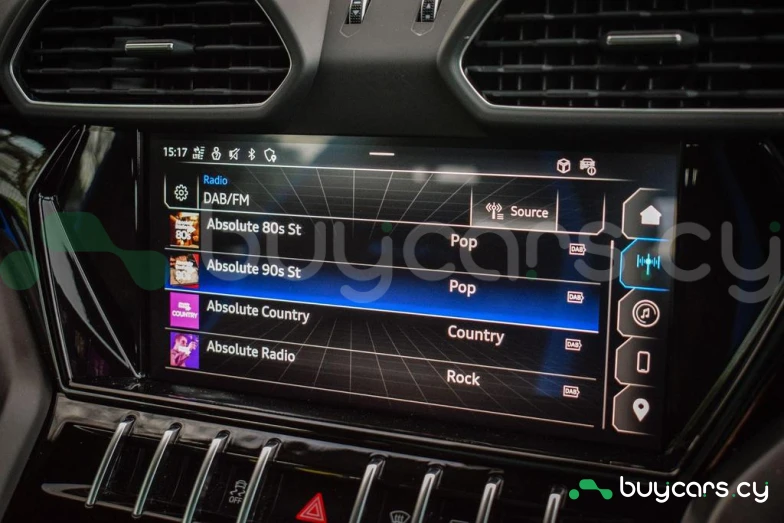 Lamborghini Urus Синий