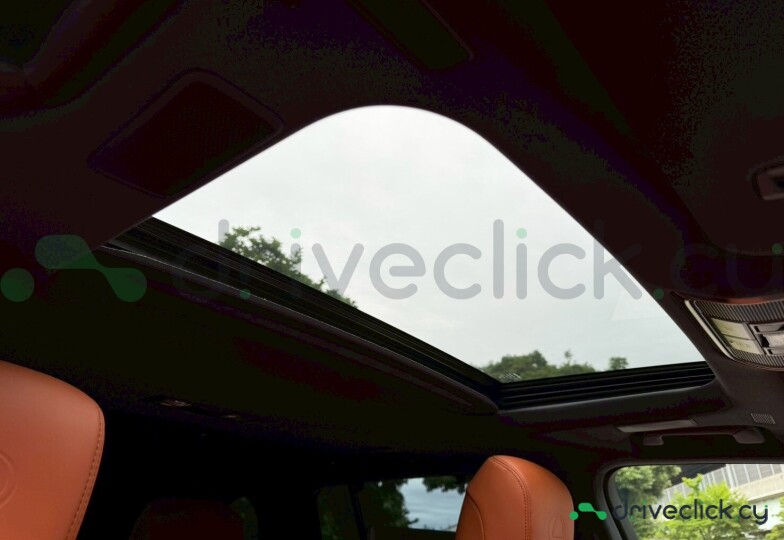 Lexus LX Белый