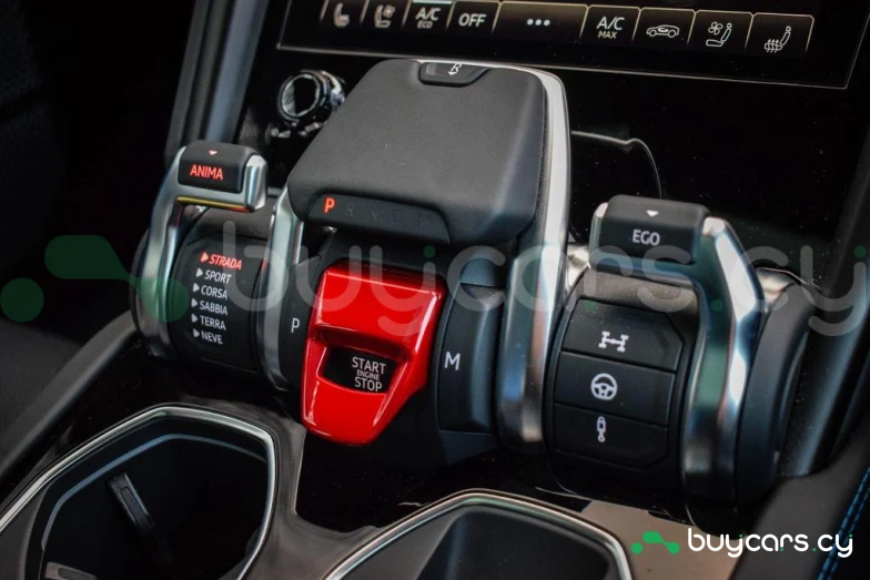 Lamborghini Urus Синий