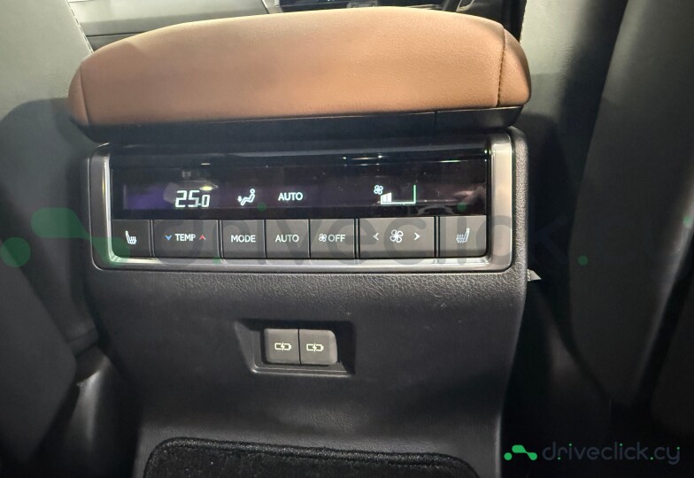 Lexus GX Белый