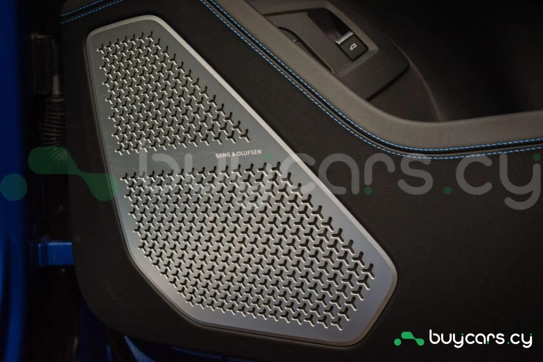 Lamborghini Urus Синий