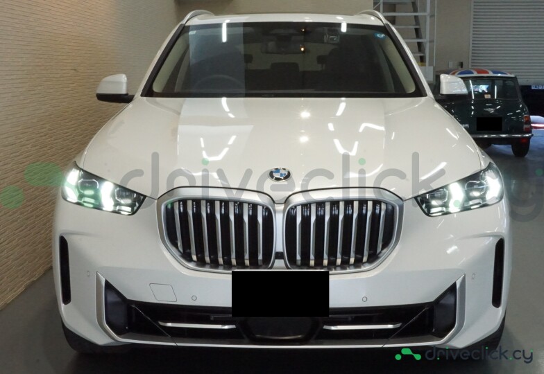BMW X5 White