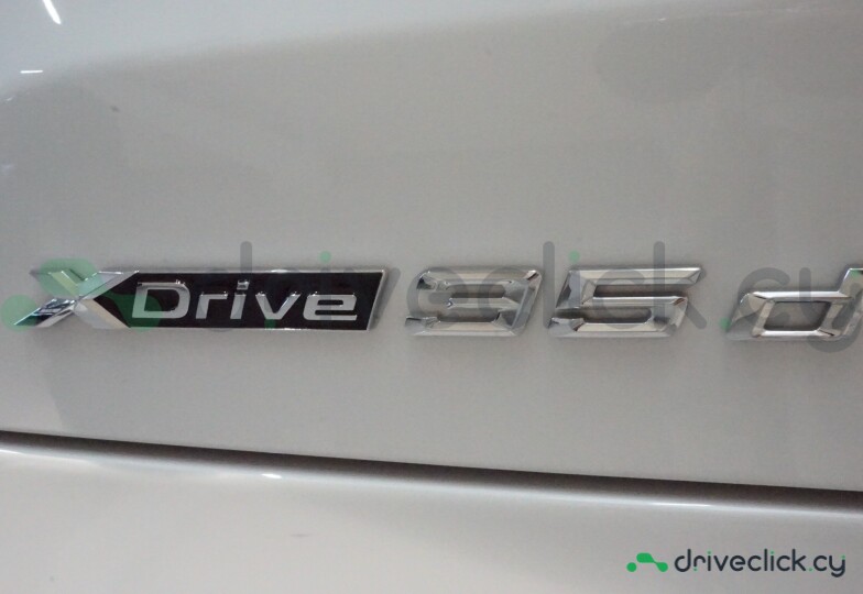 BMW X5 White
