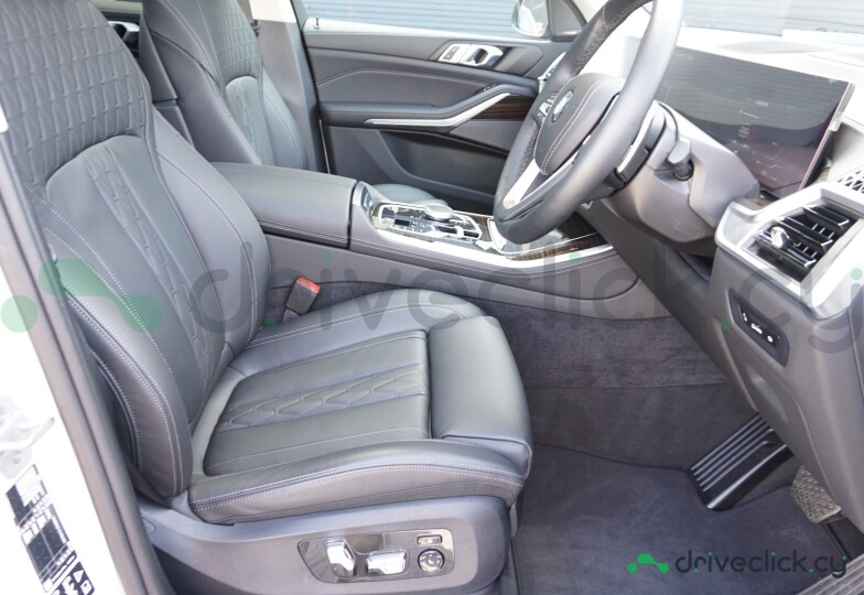 BMW X5 White
