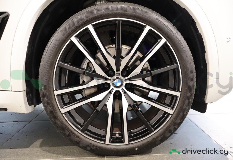 BMW X5 Белый