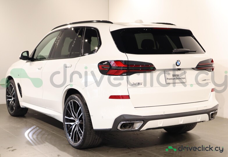 BMW X5 Белый