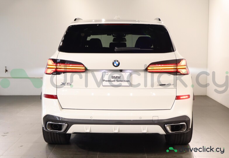 BMW X5 Белый