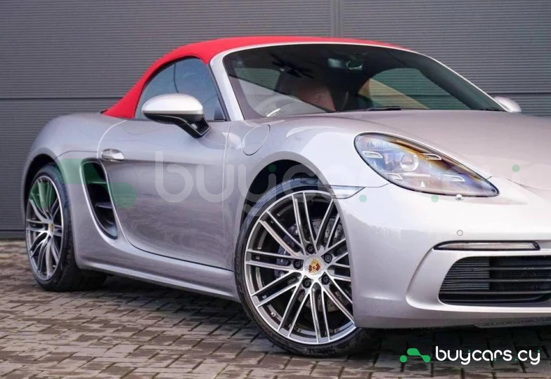 Porsche 718 Boxster Серый