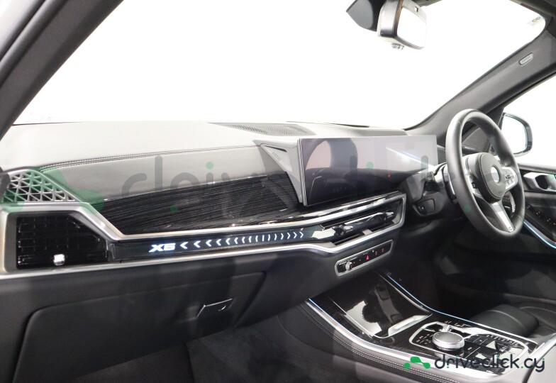 BMW X5 Белый