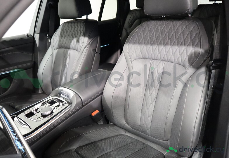 BMW X5 Белый