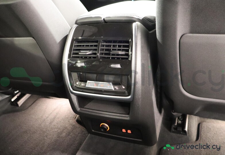 BMW X5 Белый