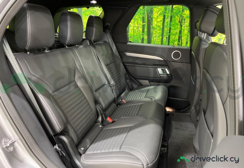 Land Rover Discovery Sport Серый