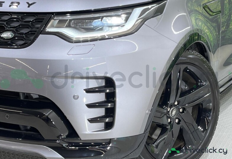Land Rover Discovery Sport Серый