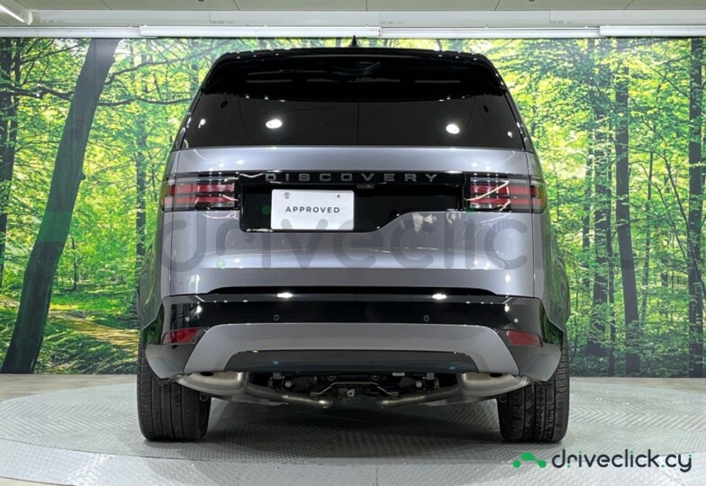 Land Rover Discovery Sport Серый