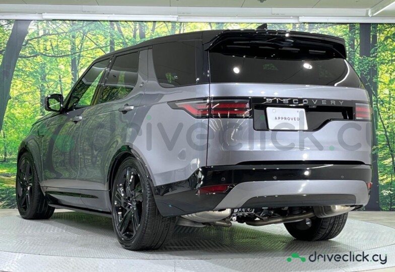 Land Rover Discovery Sport Серый