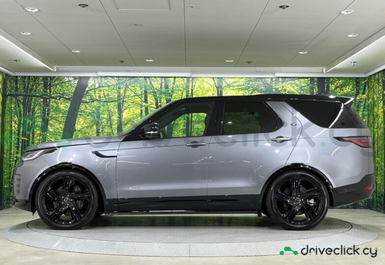 Land Rover Discovery Sport Серый